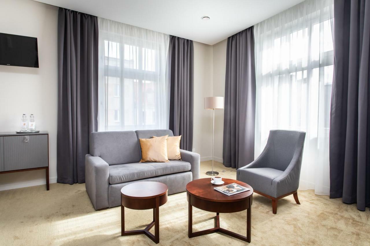Jakubowy Hotel Гдиня Екстериор снимка