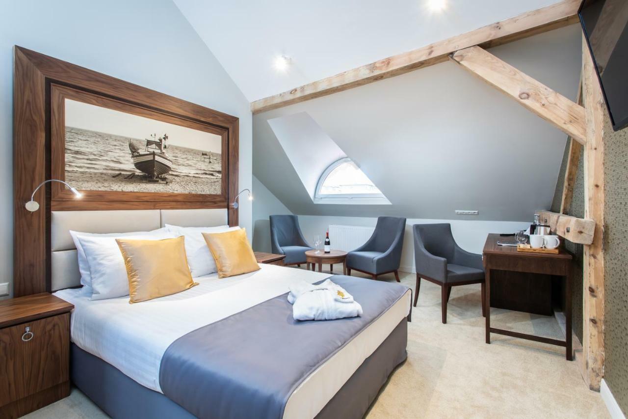 Jakubowy Hotel Гдиня Екстериор снимка